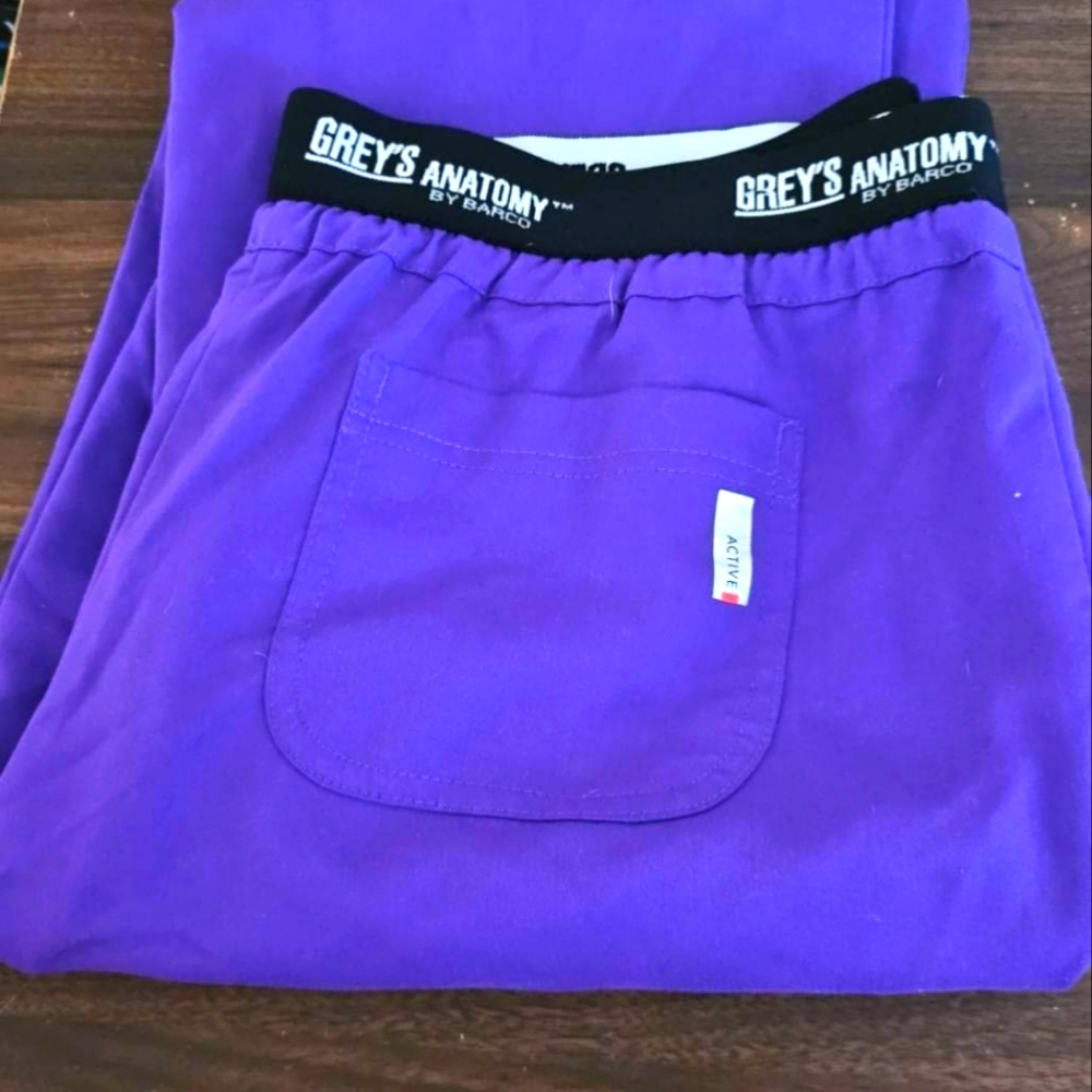Scrub pants